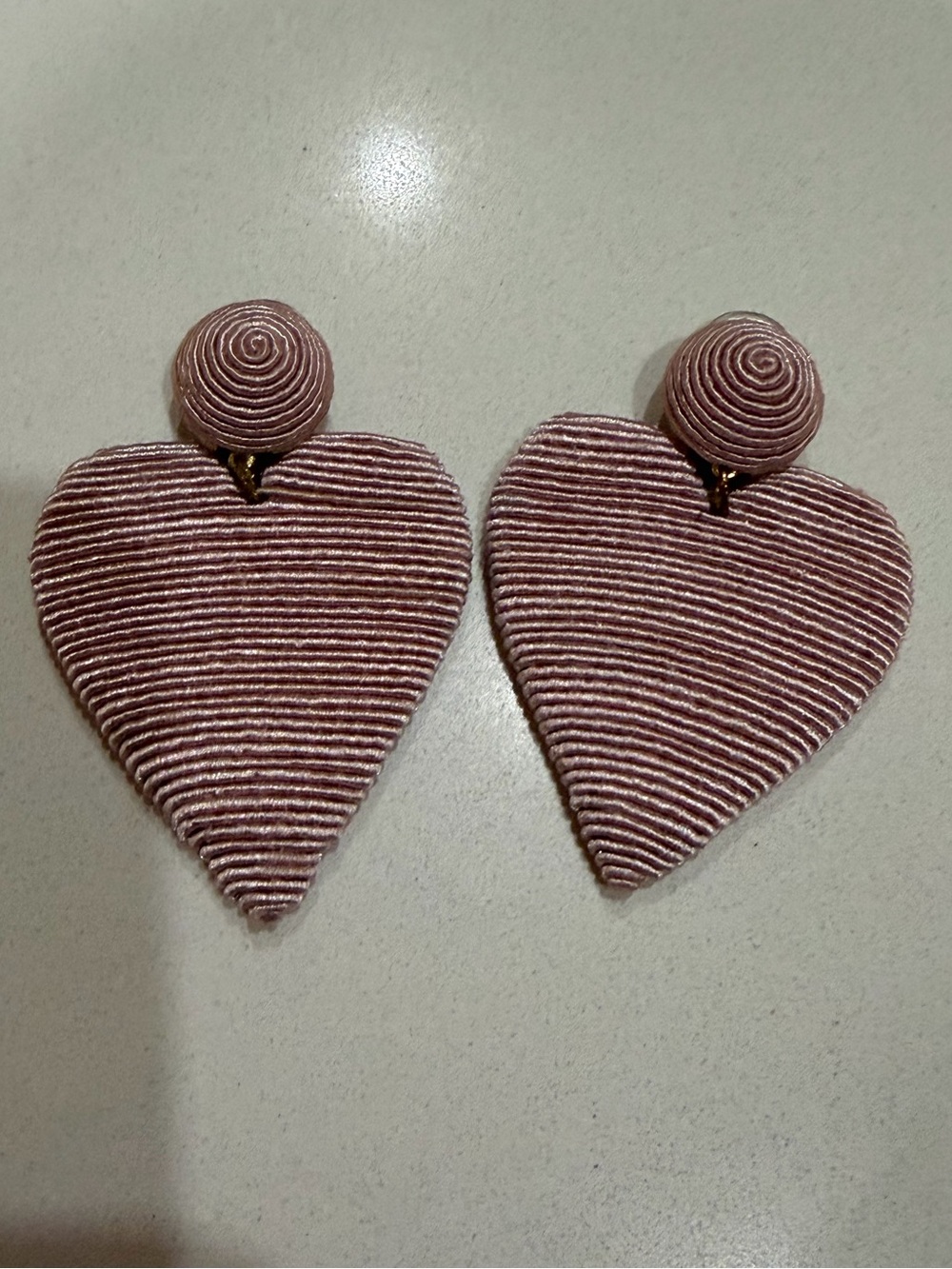 Rebecca de Ravenel Aerin Large Cora Clip-On Heart Earrings - Picture 4 of 8